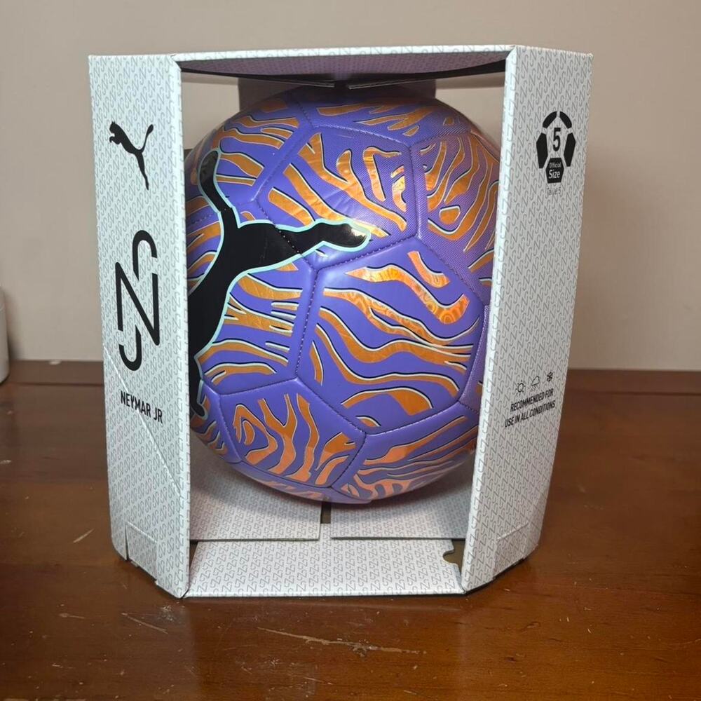 Puma neymar jr soccer ball size 5 BRAND NEW